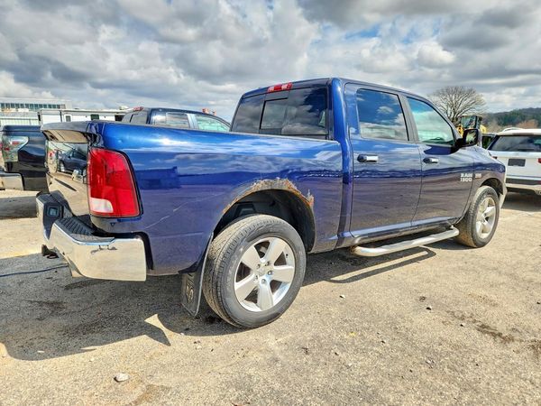 2013 RAM 1500 SLT