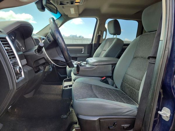 2013 RAM 1500 SLT