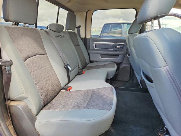 2013 RAM 1500 SLT