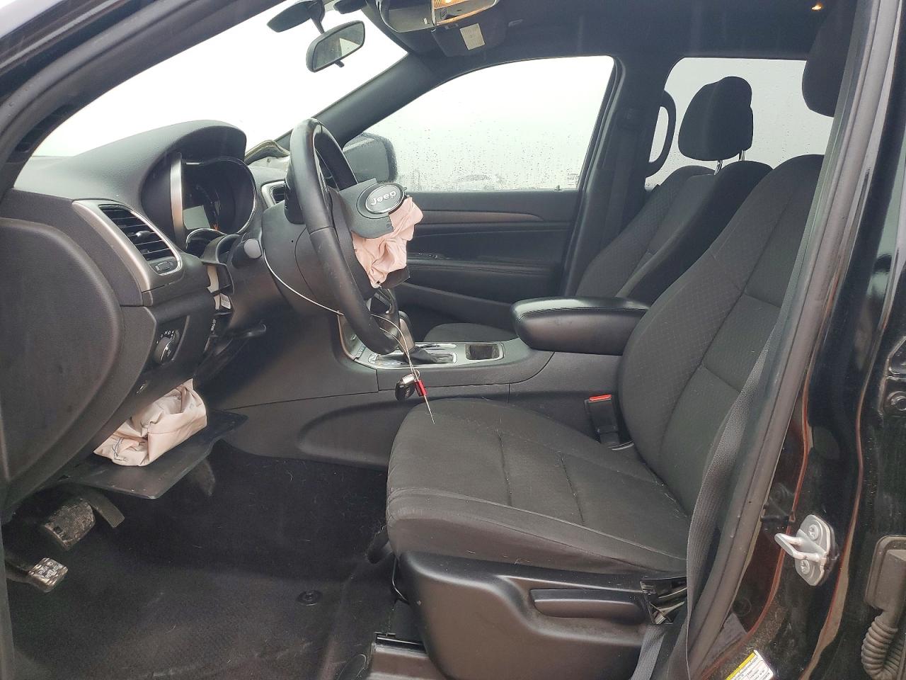 2018 JEEP GRAND CHEROKEE LAREDO 4X2