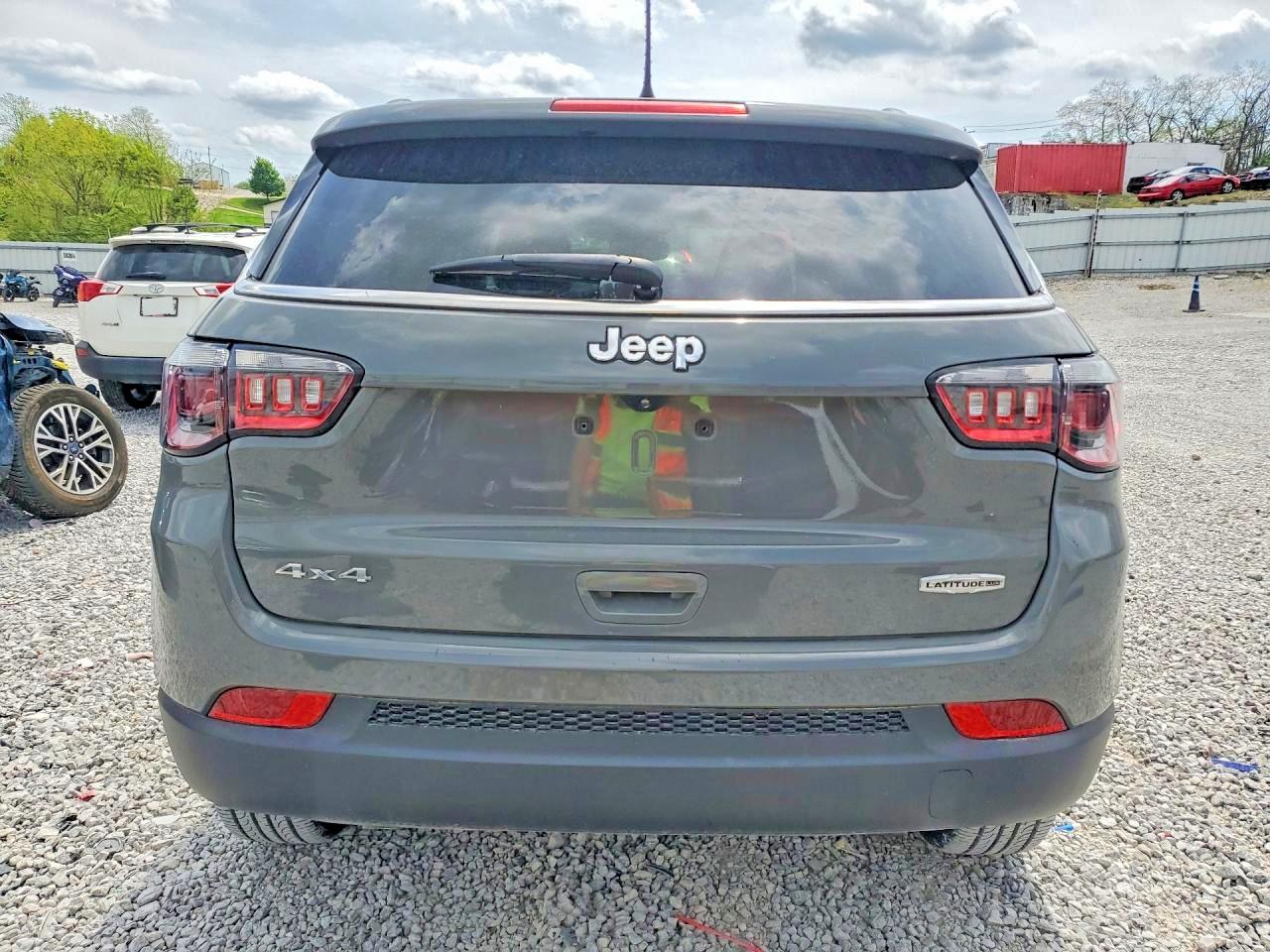 2024 JEEP COMPASS LATITUDE LUX 4X4