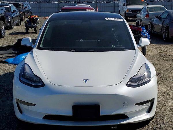 2019 TESLA MODEL 3