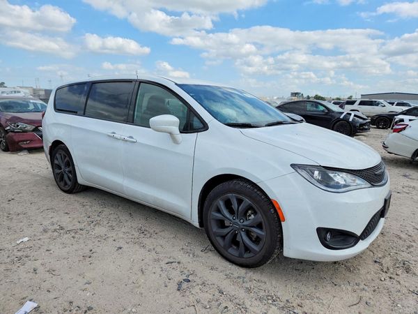 2020 CHRYSLER PACIFICA