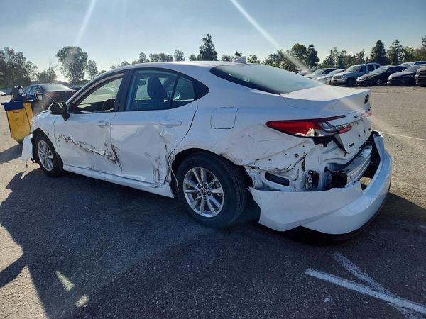2026 TOYOTA CAMRY