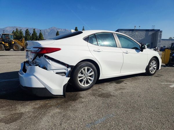 2026 TOYOTA CAMRY