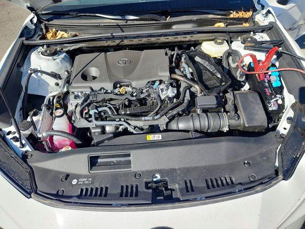 2026 TOYOTA CAMRY