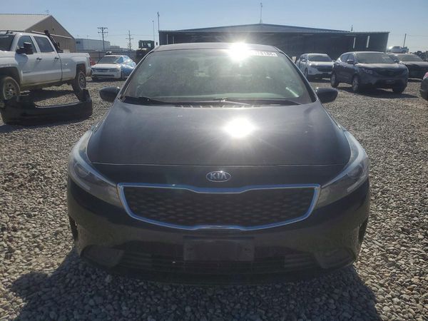 2018 KIA FORTE LX Base