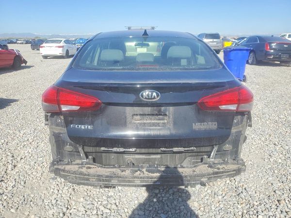 2018 KIA FORTE LX Base