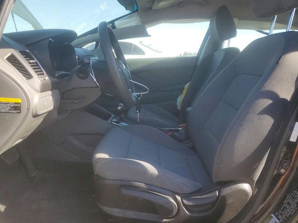2018 KIA FORTE LX Base