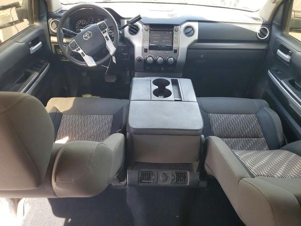 2018 TOYOTA TUNDRA