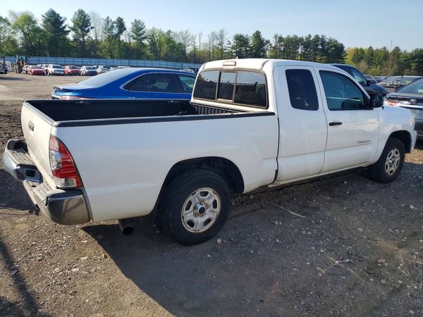 2014 TOYOTA TACOMA Delux Grade