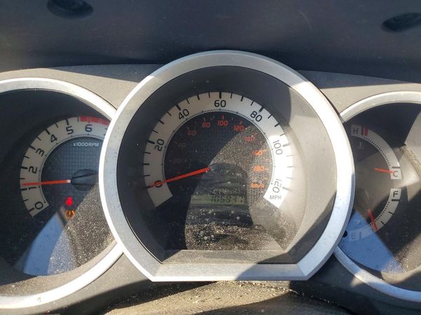 2014 TOYOTA TACOMA Delux Grade