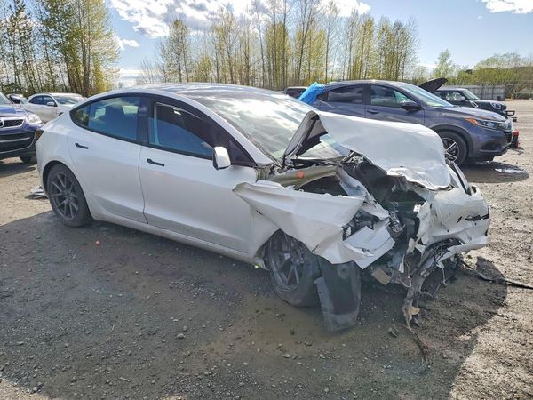 2021 TESLA MODEL 3 — Passenger 3/4