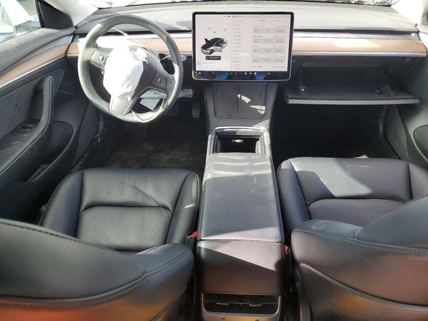 2021 TESLA MODEL 3 — CKPT