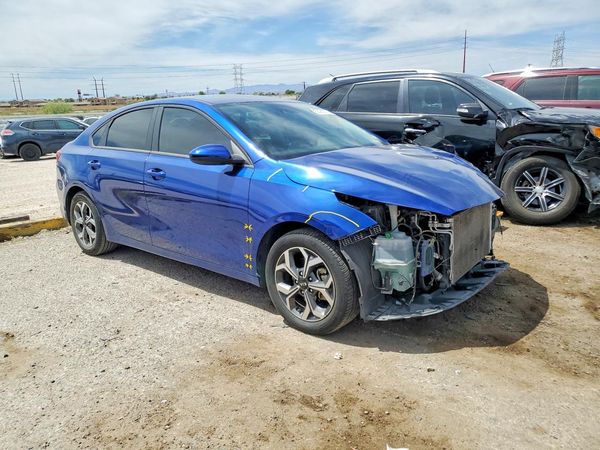 2021 KIA FORTE FE, LXS