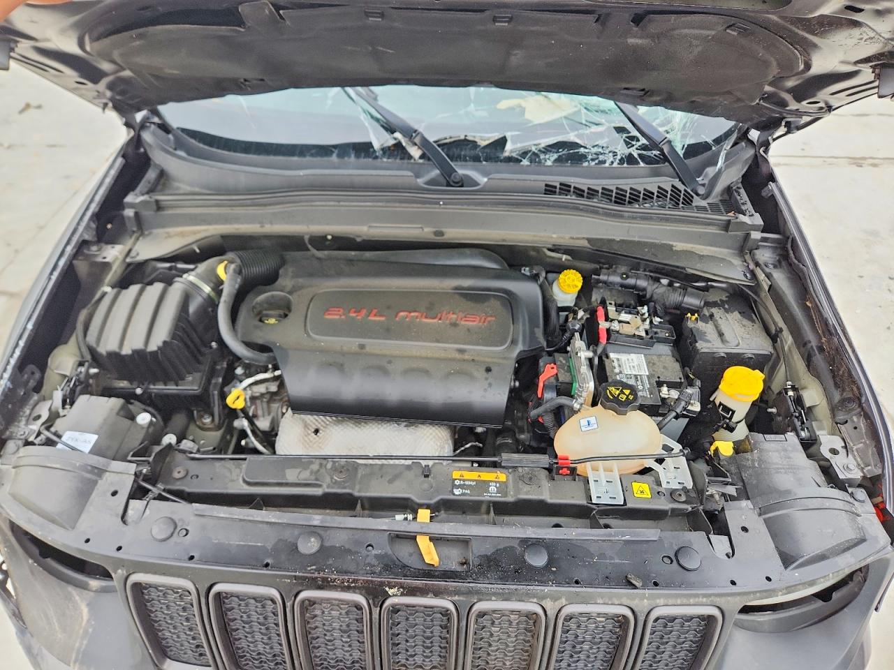 2021 JEEP RENEGADE LATITUDE 4X2