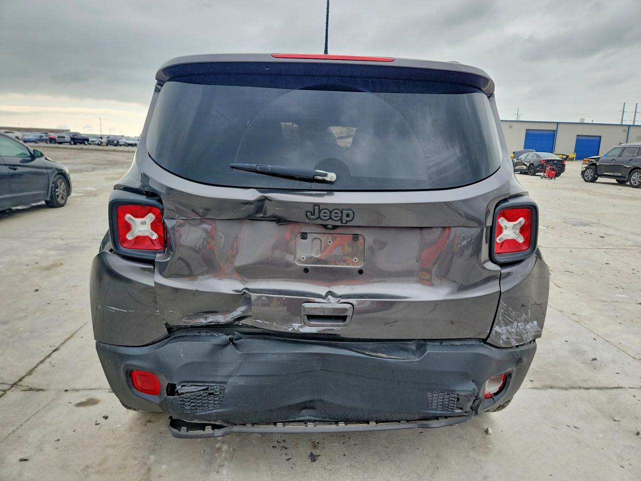 2021 JEEP RENEGADE LATITUDE 4X2