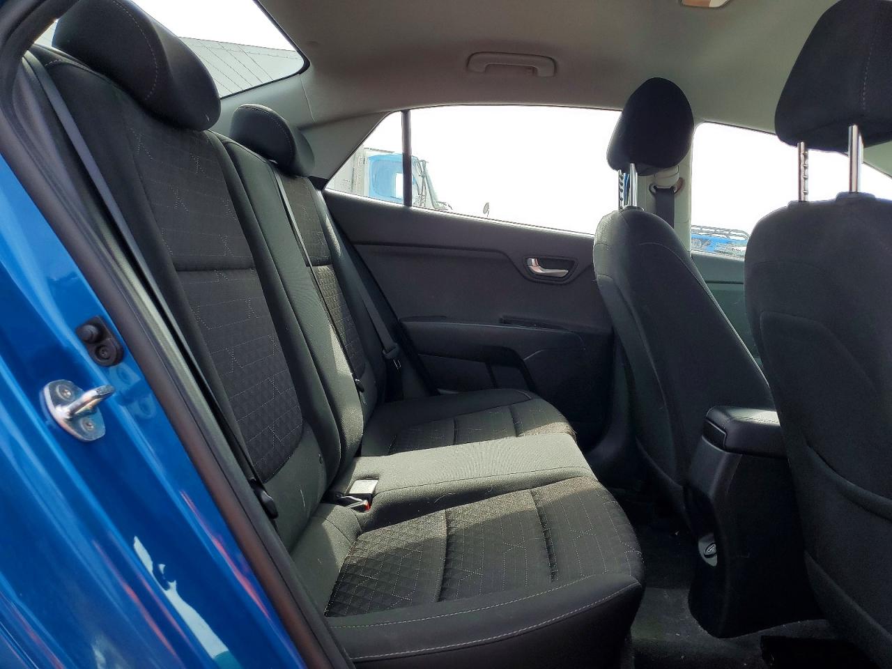 2023 KIA RIO LX, S
