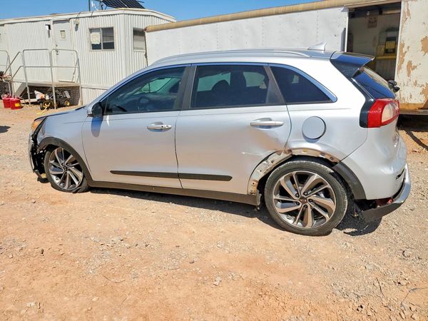 2017 KIA NIRO