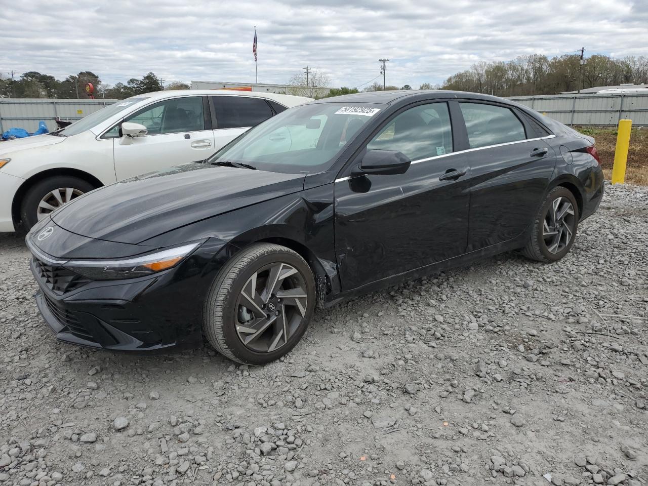 2024 HYUNDAI ELANTRA SEL w/ Convenience Pkg