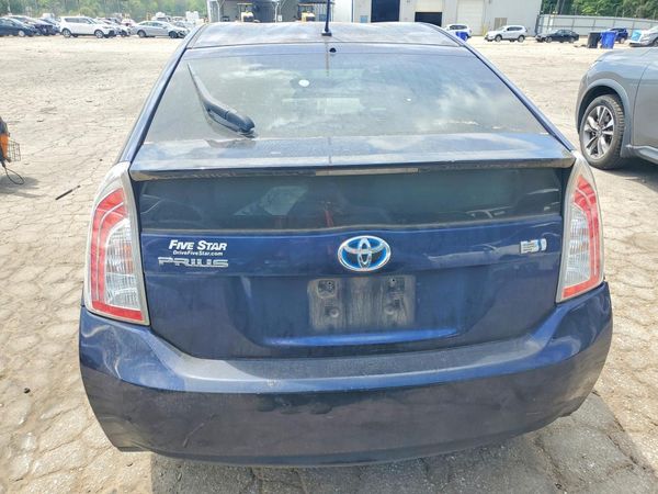 2013 TOYOTA PRIUS