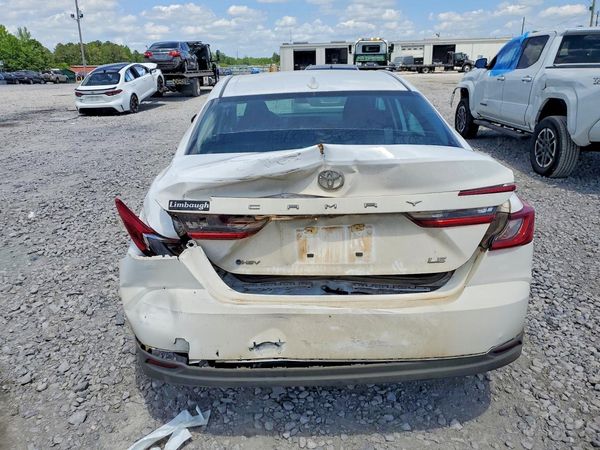 2025 TOYOTA CAMRY