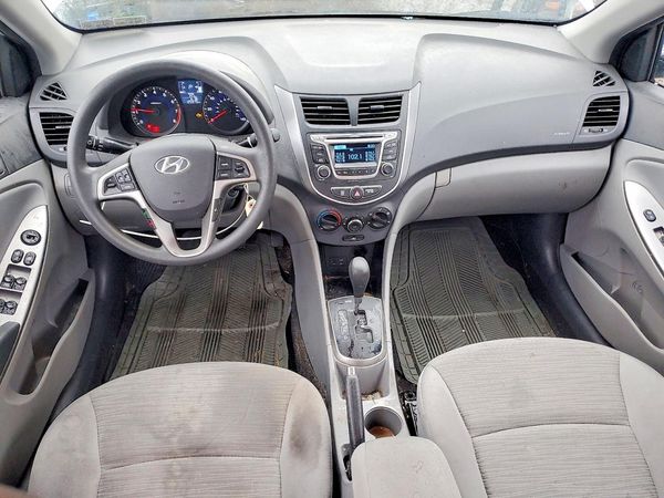 2015 HYUNDAI ACCENT