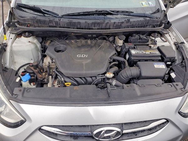 2015 HYUNDAI ACCENT