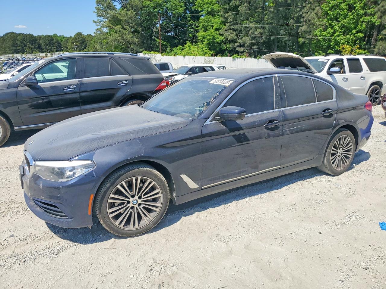 2019 BMW 530