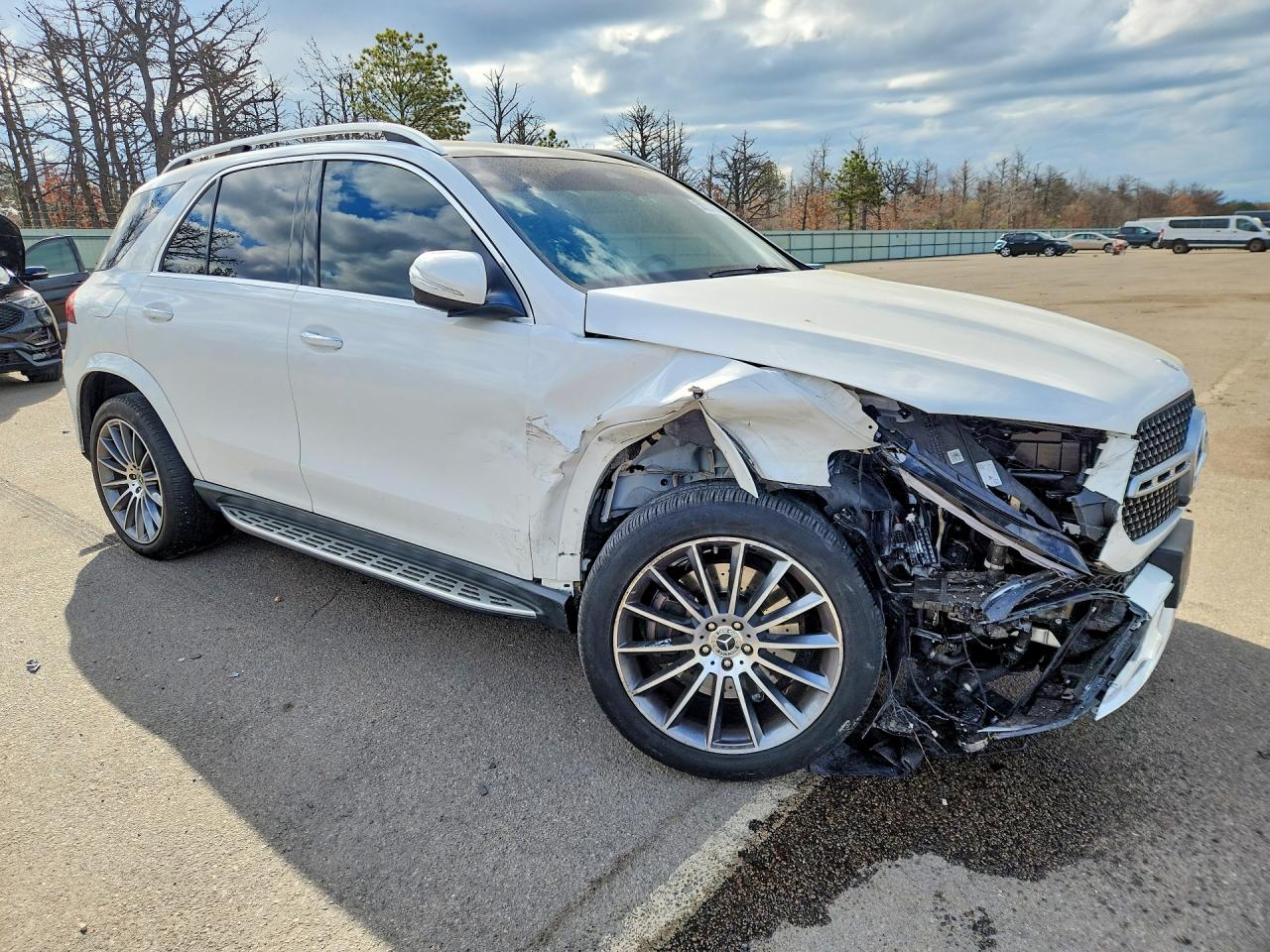 2024 MERCEDES-BENZ GLE