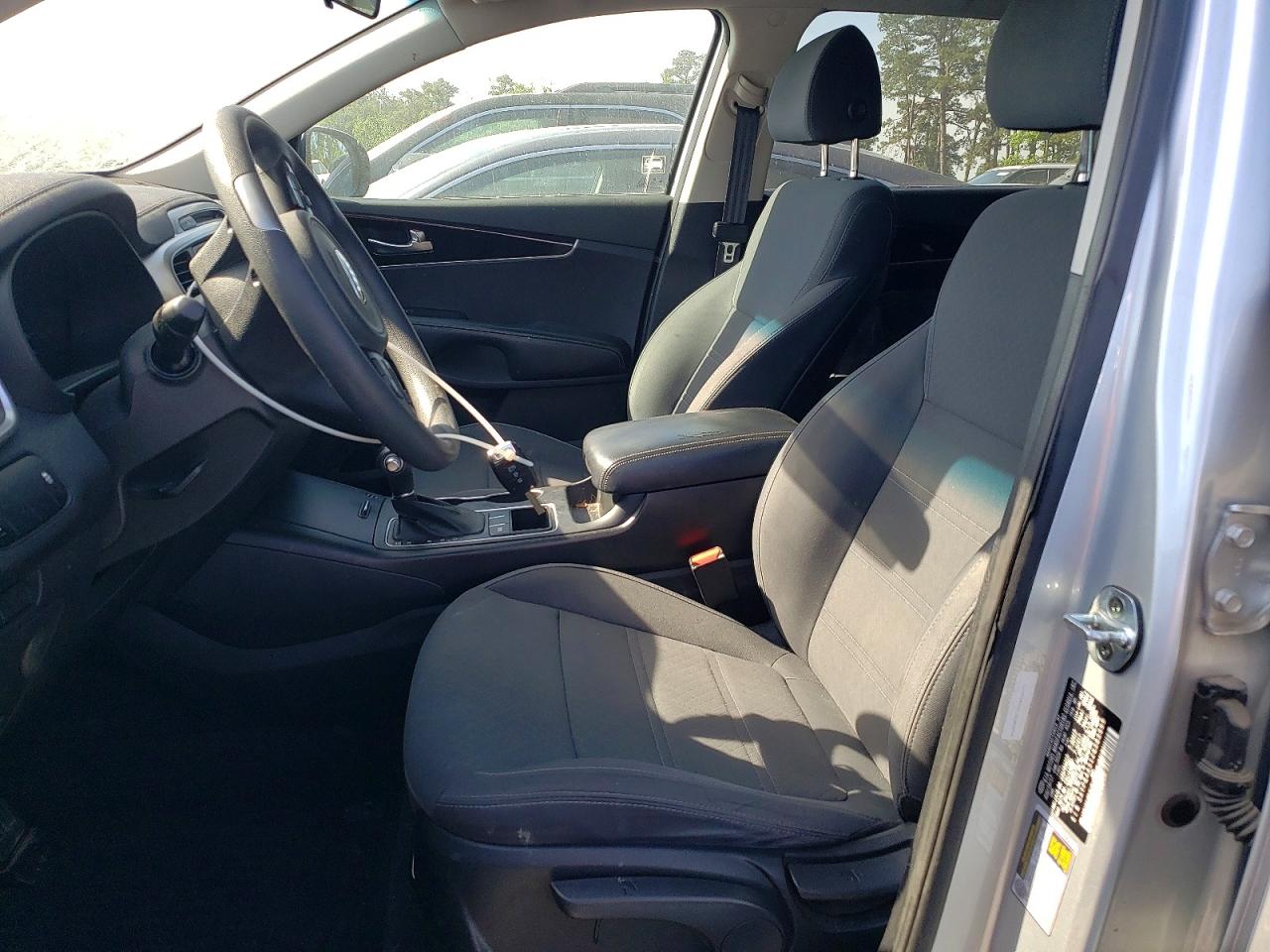 2018 KIA SORENTO L, LX