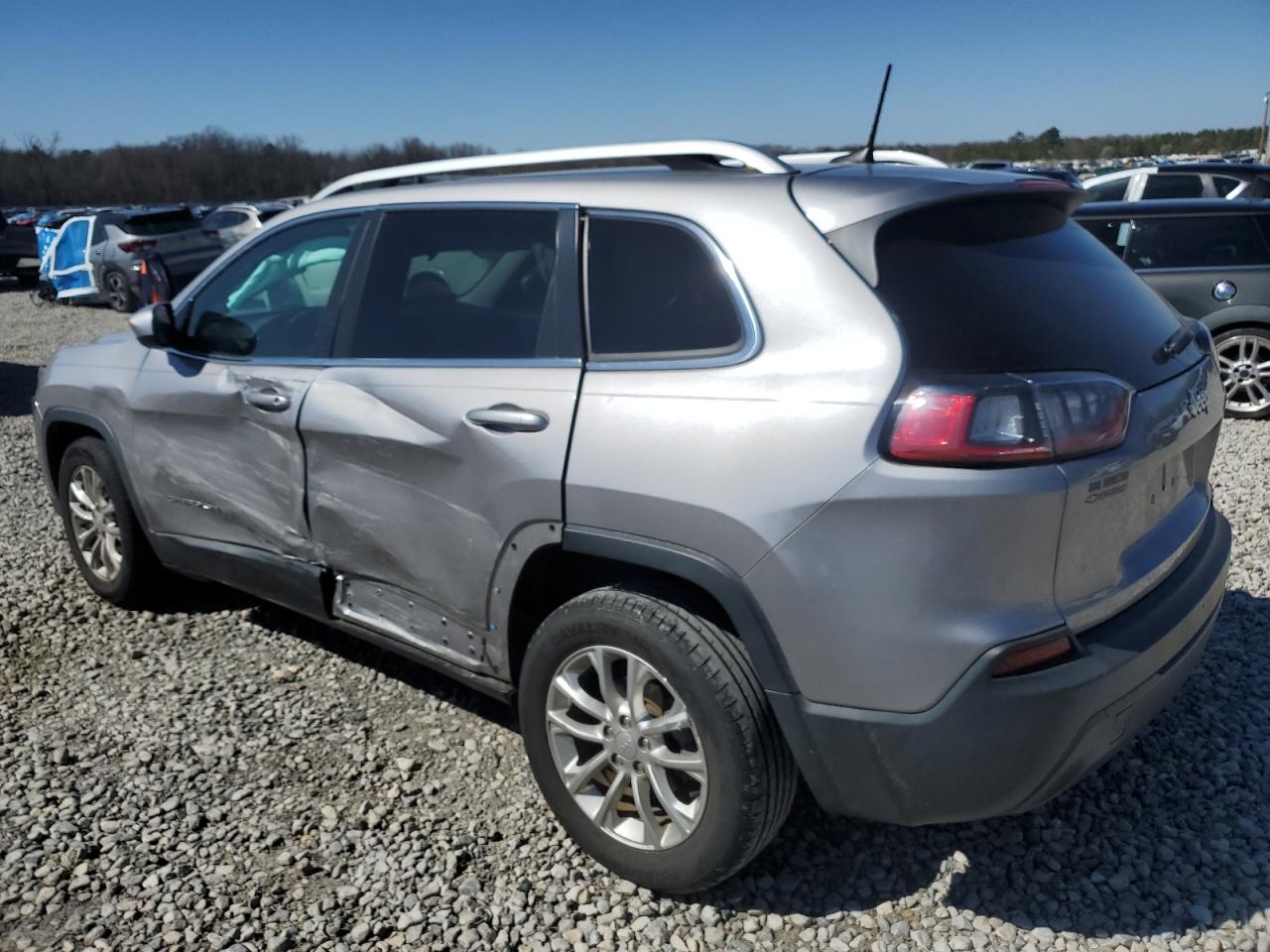 2019 JEEP CHEROKEE LATITUDE FWD