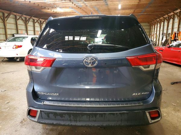 2017 TOYOTA HIGHLANDER SE/XLE
