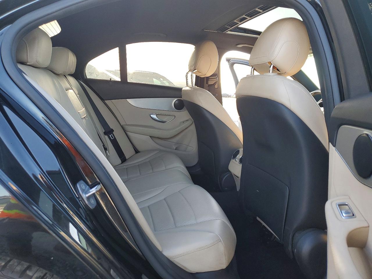 2018 MERCEDES-BENZ C C300
