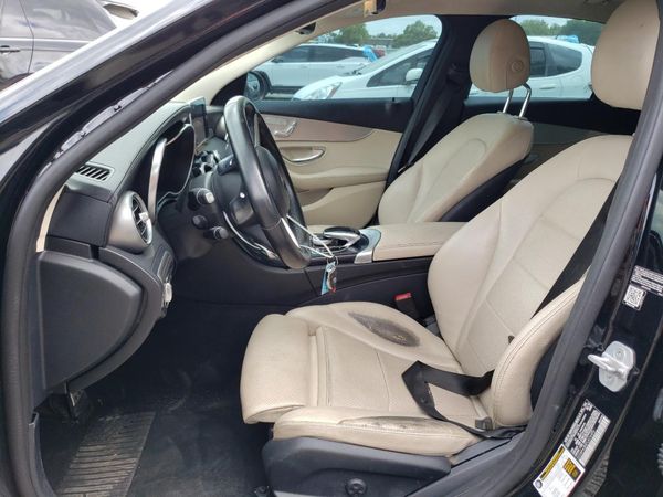 2015 MERCEDES-BENZ C Base — DENT