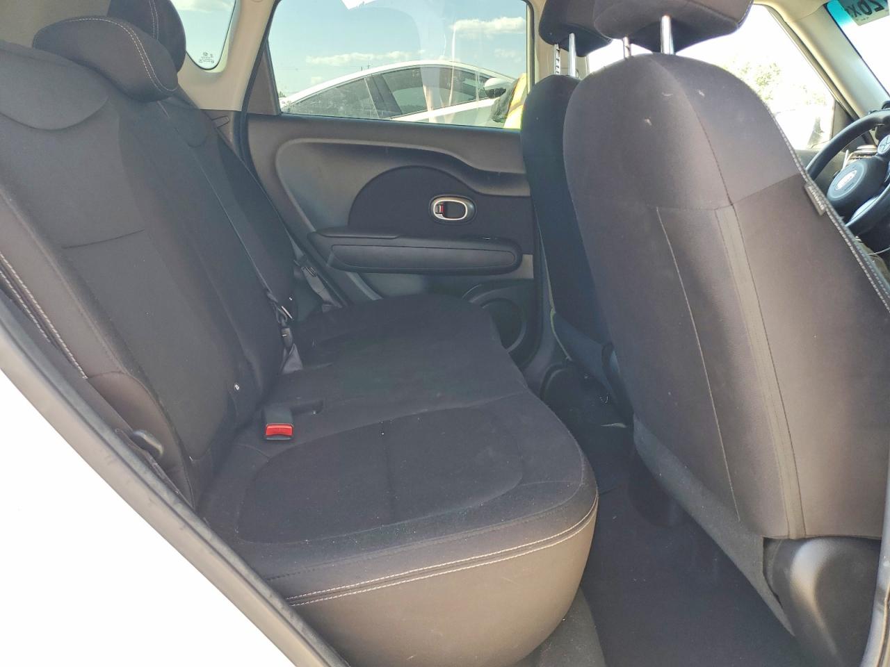 2018 KIA SOUL Base