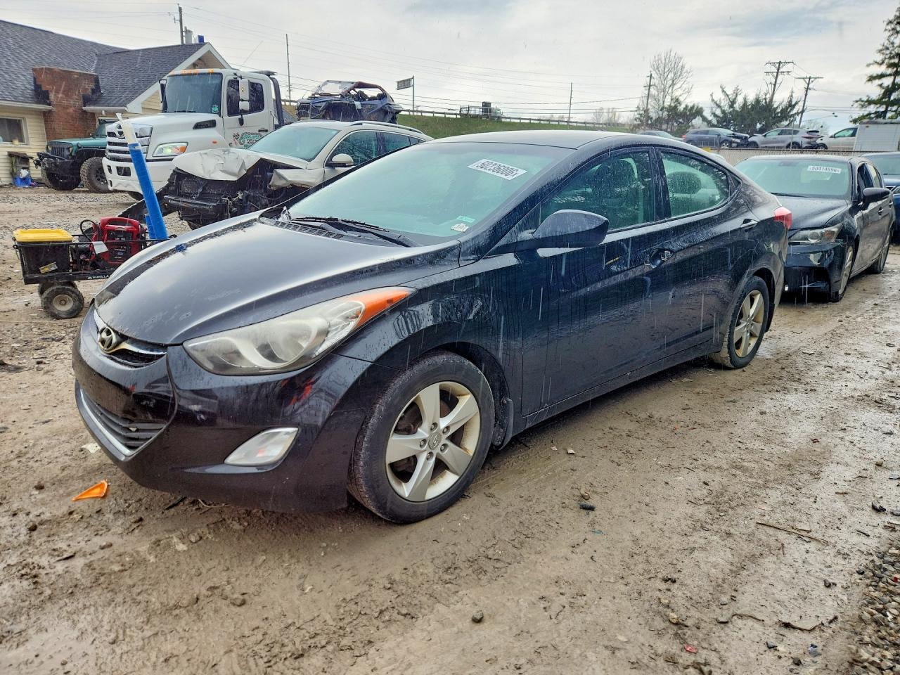 2013 HYUNDAI ELANTRA