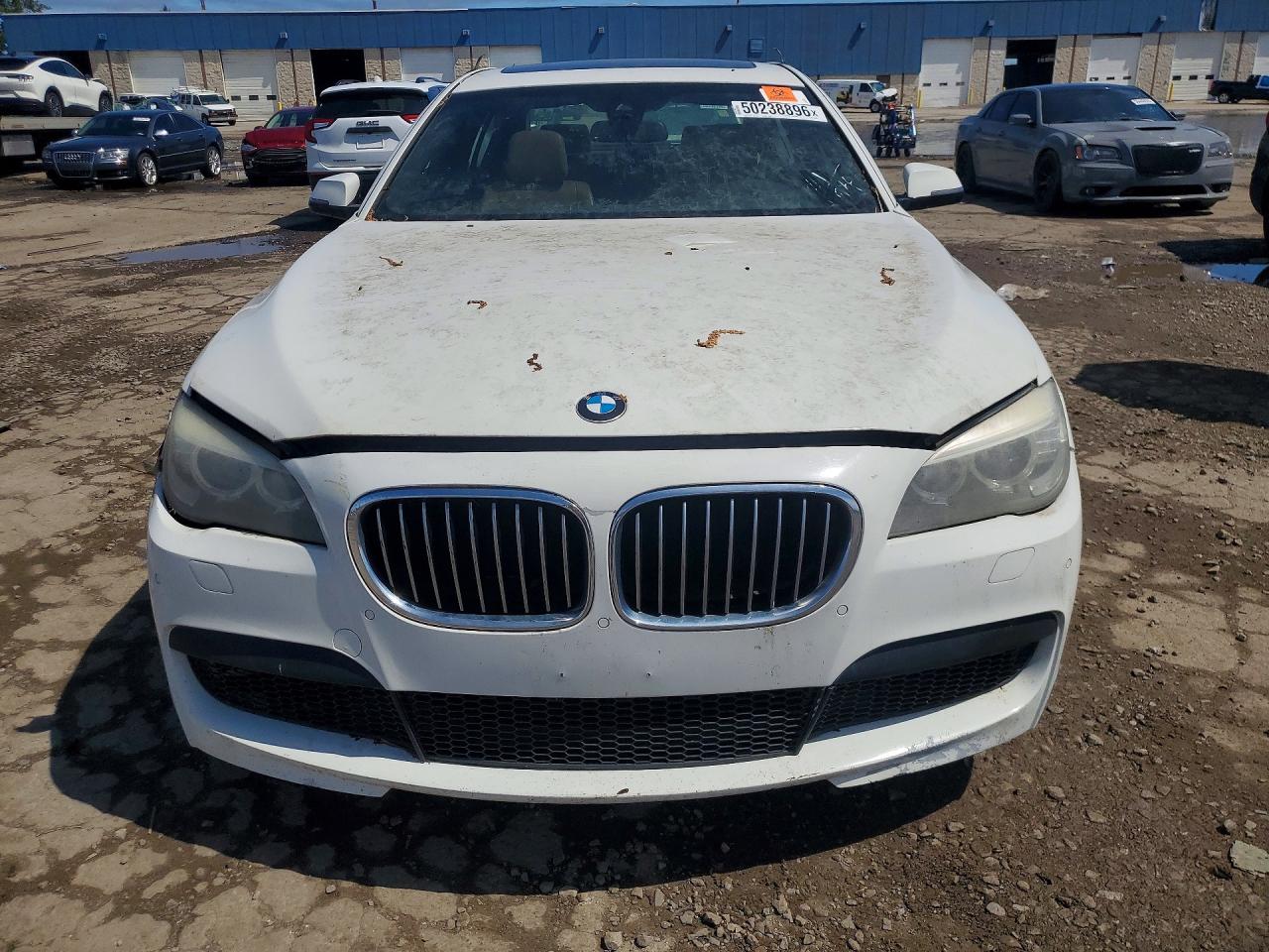 2013 BMW 740 xDrive