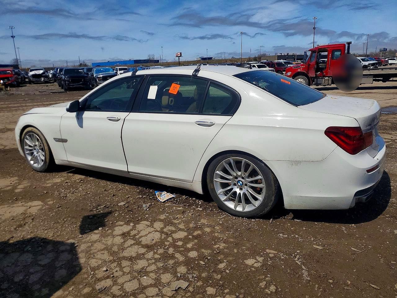 2013 BMW 740 xDrive