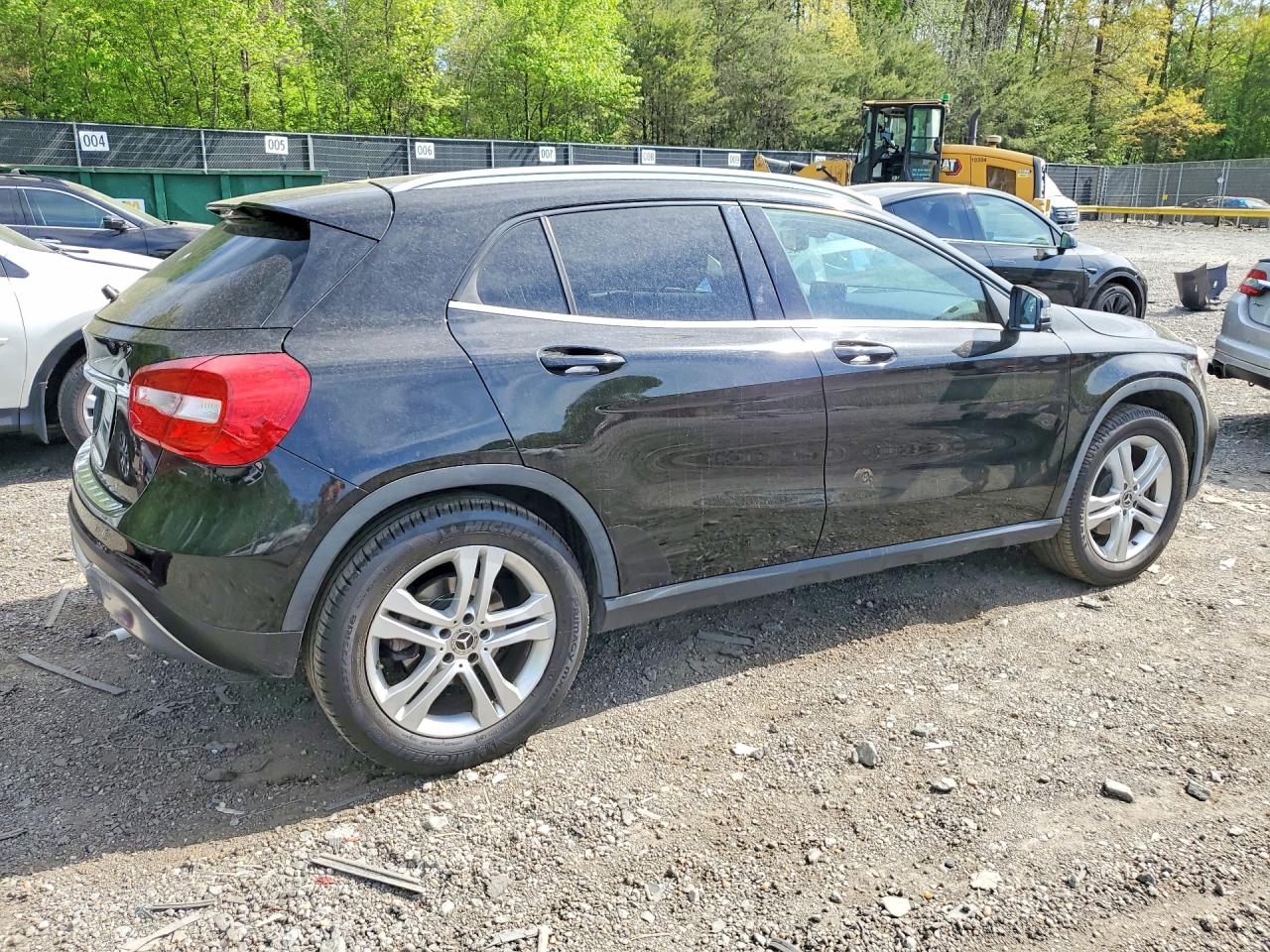 2018 MERCEDES-BENZ GLA GLA250