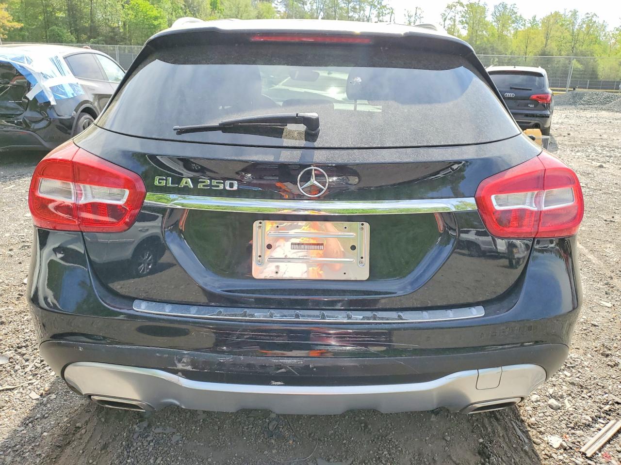 2018 MERCEDES-BENZ GLA GLA250