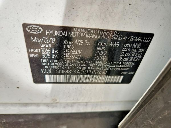 2019 HYUNDAI SANTA FE SE