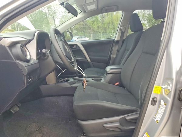 2016 TOYOTA RAV4 LE (X Grade)