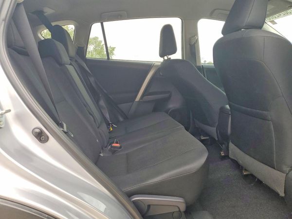 2016 TOYOTA RAV4 LE (X Grade)