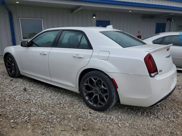 2016 CHRYSLER 300