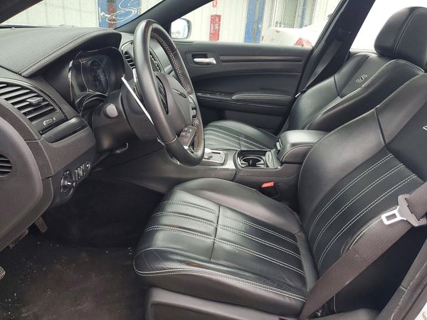 2016 CHRYSLER 300