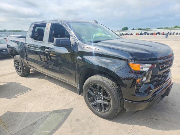 2024 CHEVROLET SILVERADO Custom — Passenger 3/4