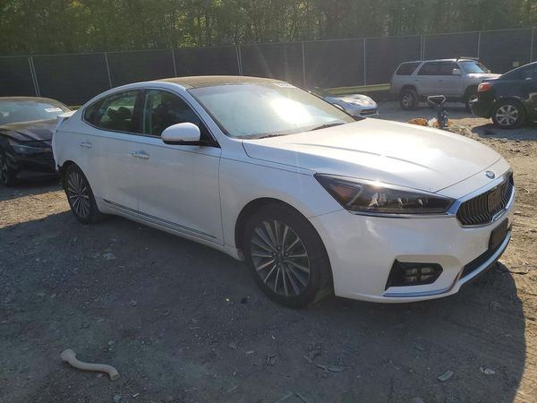 2017 KIA CADENZA