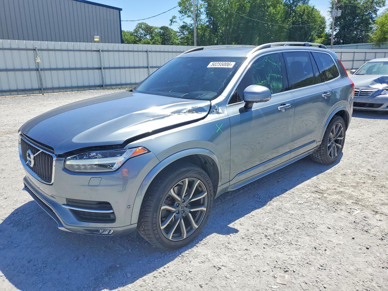 2017 VOLVO XC90 Momentum