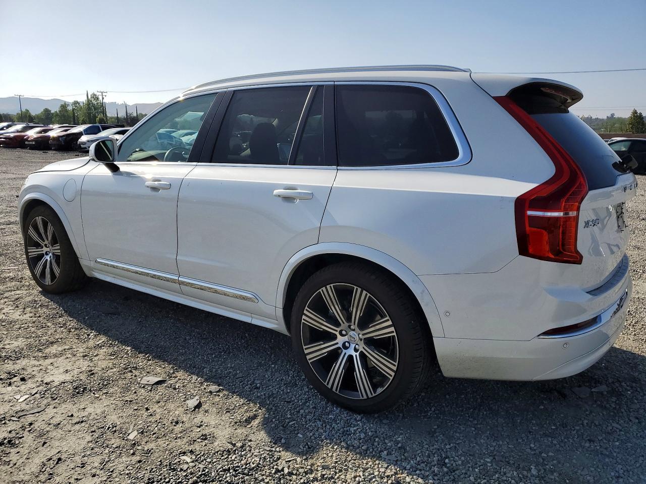 2025 VOLVO XC90 Ultra Bright